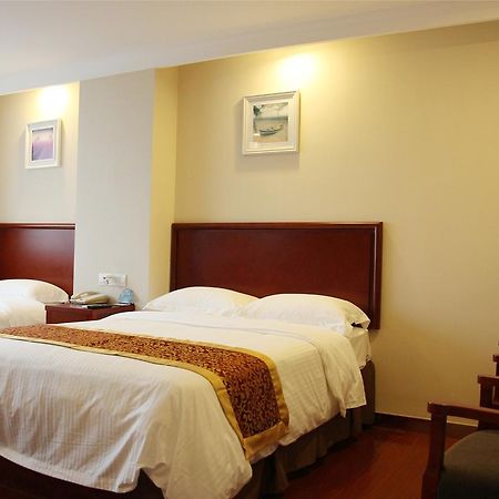 Greentree Inn Zhejiang Jiaxing Nanyang College Henglong Square Business Hotel Dış mekan fotoğraf