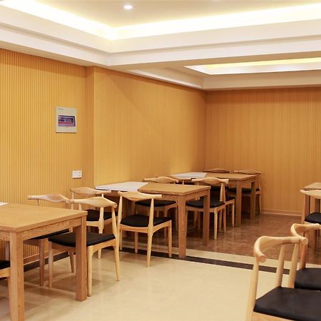 Greentree Inn Zhejiang Jiaxing Nanyang College Henglong Square Business Hotel Dış mekan fotoğraf