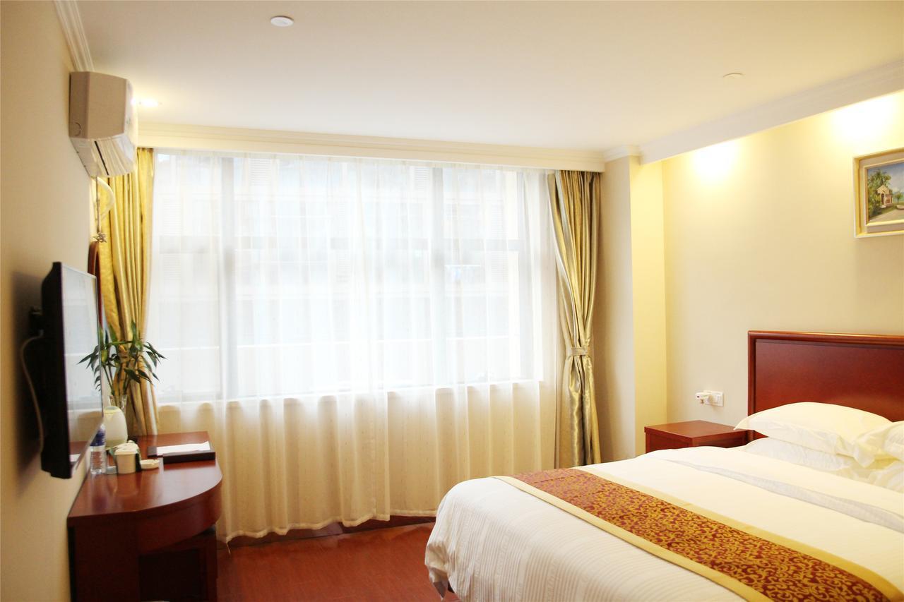 Greentree Inn Zhejiang Jiaxing Nanyang College Henglong Square Business Hotel Dış mekan fotoğraf
