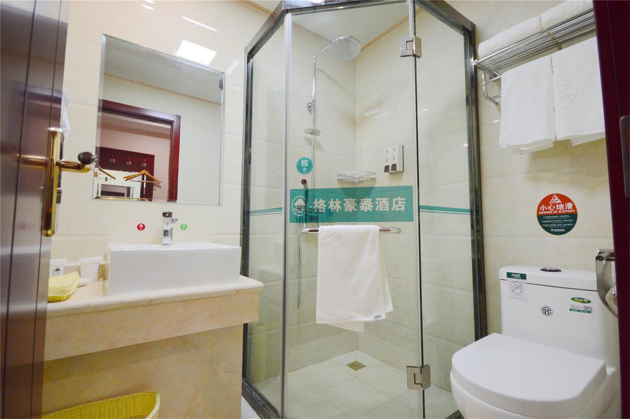 Greentree Inn Zhejiang Jiaxing Nanyang College Henglong Square Business Hotel Dış mekan fotoğraf