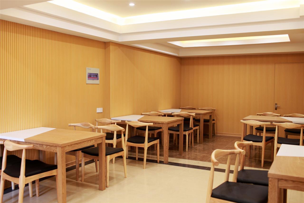 Greentree Inn Zhejiang Jiaxing Nanyang College Henglong Square Business Hotel Dış mekan fotoğraf