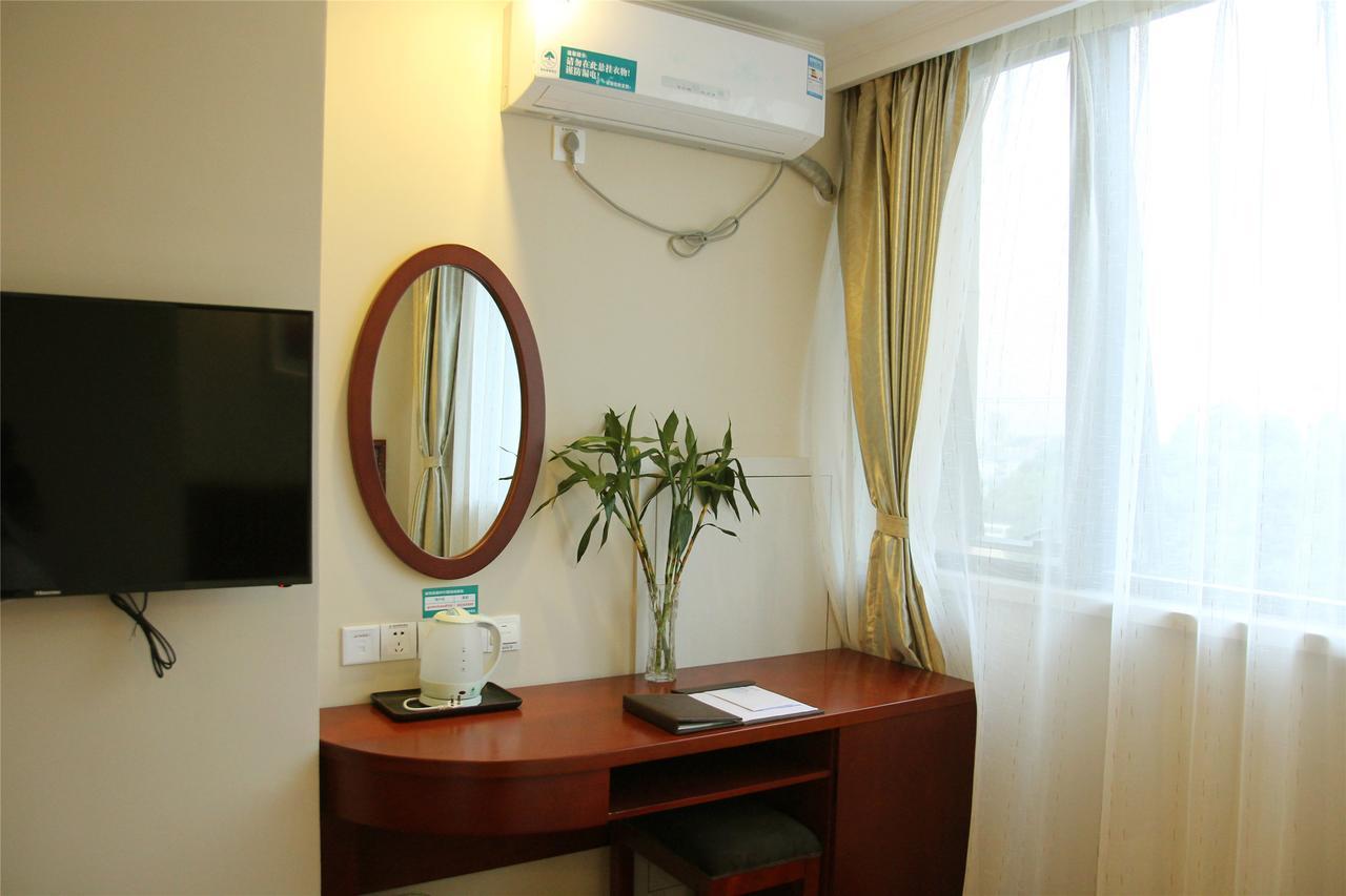 Greentree Inn Zhejiang Jiaxing Nanyang College Henglong Square Business Hotel Dış mekan fotoğraf