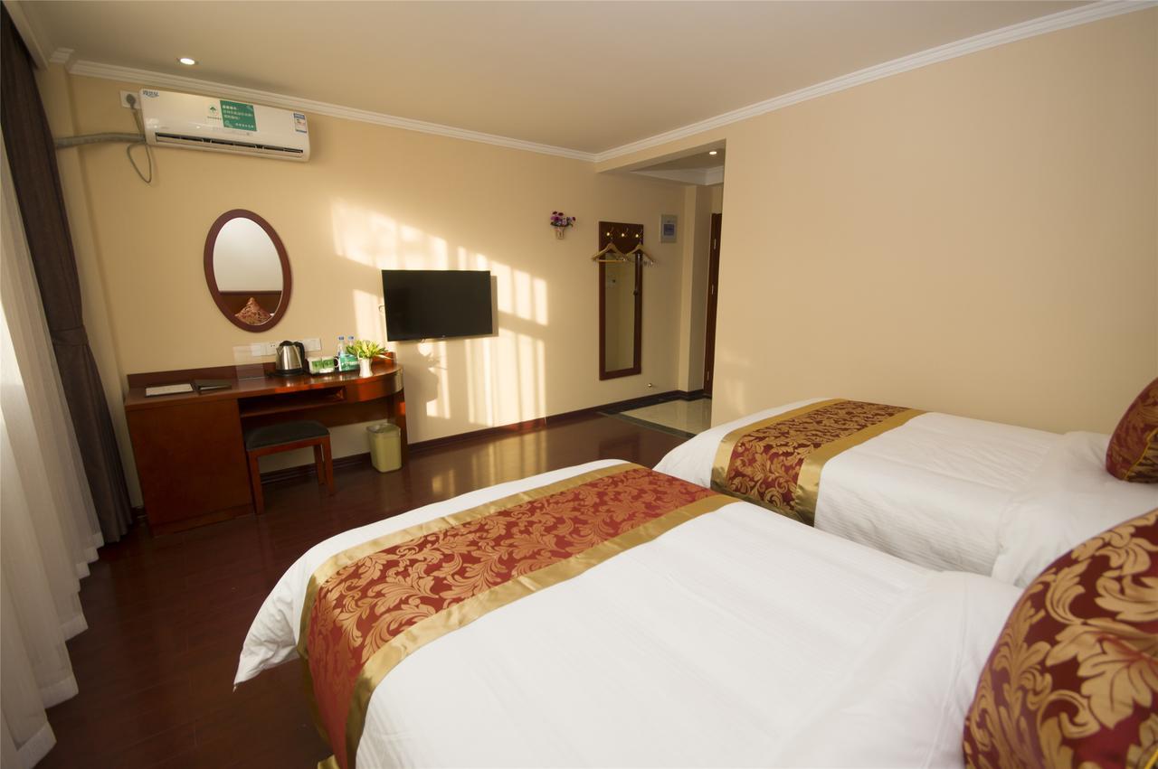 Greentree Inn Zhejiang Jiaxing Nanyang College Henglong Square Business Hotel Dış mekan fotoğraf